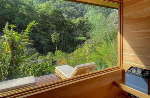 Canaan House | Charming Cosy Chirripó Mountain Riverfront Cottage