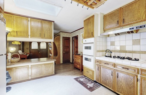 Woodlands House | Charming Cottage in Big Bear: 9 Mi to Bear Mtn