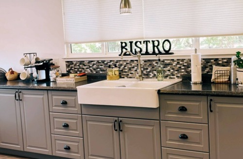 Waterford Cottage | Charming cottage located on a secluded farm nestled between SFO and Yosemite NP!