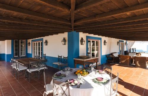 Ermidas-Sado Apartment | Charming Farm House With Pool
