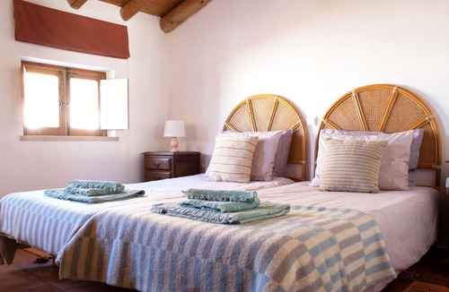 Bensafrim Other | Charming farmhouse in Portuguese countryside