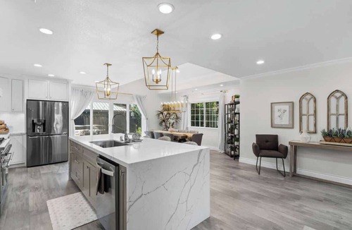 Westmont House | Charming House w/Outdoor Kitchen & BBQ