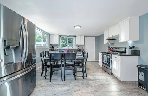Monrovia House | Charming Monrovia Bungalow Near Pasadena & LA