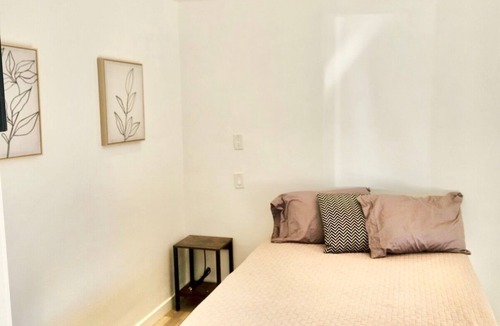 Pearsonville Hotel | Charming Motel with WiFi and AC in lovely Inyokern, perfect to stop and rest.