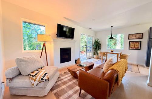 Meiners Oaks Apartment | Charming Private Cottage in Ojai