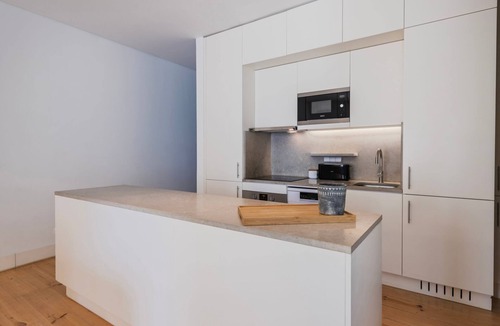 Misericordia Apartment | Charming Santos Apartment by LovelyStay
