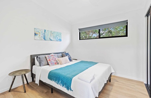 Tallai Apartment | Charming Self-Contained Studio Retreat in Tallai: Your Perfect Getaway