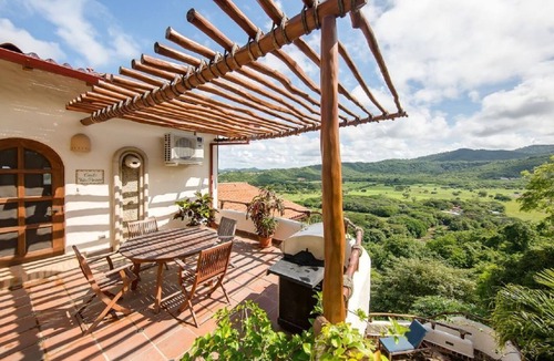 San Juan del Sur Villa | Charming & Spacious Villa with Eye-Catching Views