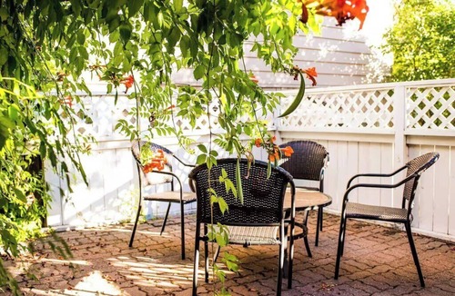 Mariposa House | Charming Yosemite Basecamp + Walk to Downtown