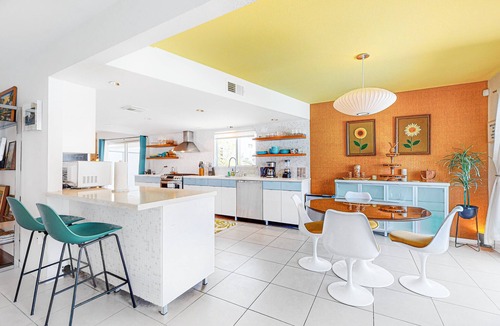 Sunmor House | Cheerful mid-century home w/private pool, spa, firepit & mountain views