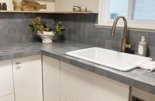 Riley Park House | Chic 2BR Mount Pleasant Suite Near Downtown