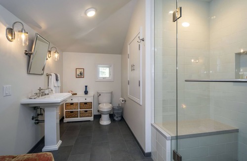 Montecito House | Chic Casita | Near Downtown | Short Walk to Beach