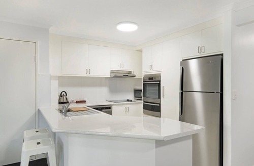 Main Beach Apartment | Chidori Court