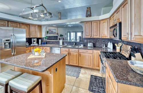 Lake Havasu City Cottage | Chillin at Chip
