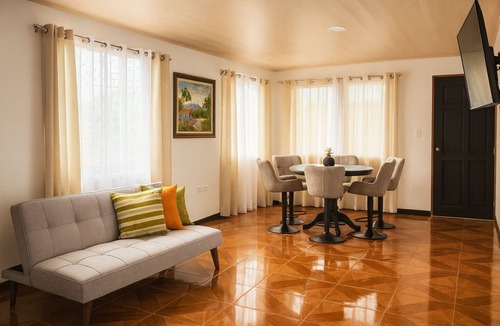 San Isidro de El General Apartment | Chirripó Views : High Speed Wi-Fi : Terrace Apartment with 24/7 Security