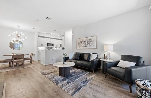 Carmel Valley Condo | Clean and modern Carmel Valley/Del Mar condo near beach, races, Torrey Pines
