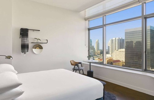 Civic Core Hotel | Close to Convention Center + Rooftop Pool & Bar
