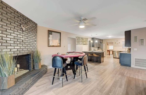 Las Vegas House | Close to Strip! Pool | Spa | Roulette Table | Golf