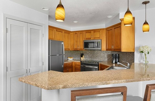 Palm Desert Resort | COACHELLA Marrriott Desert Spring Villa 1, Kitchen, Access to Resort