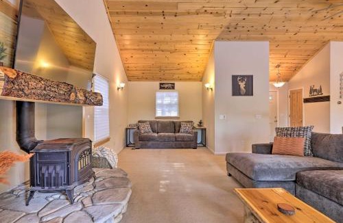 Cold Springs House | Cold Springs Mountain Cabin: Hot Tub & Generator