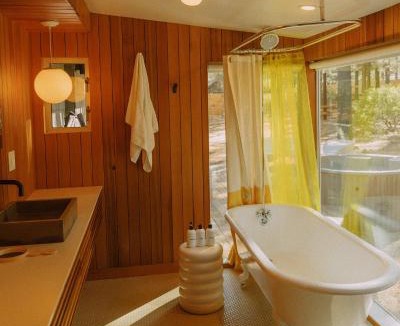 Big Bear Lake Hotel | Colorado Lodge