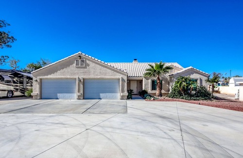 Colorado Shores House | Colorado River Resort