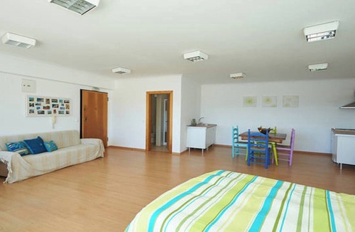 Terrujem Apartment | Colors Loft Sintra !
