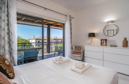 Telheiro Apartment | Comfort and pool at Marina Park #1980