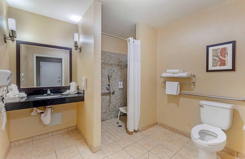 Blythe Hotel | Comfort Suites Blythe