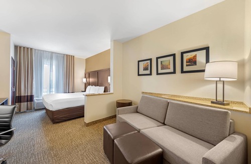 Ontario Hotel | Comfort Suites Ontario Airport Convention Center