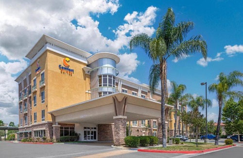 Ontario Hotel | Comfort Suites Ontario Airport Convention Center