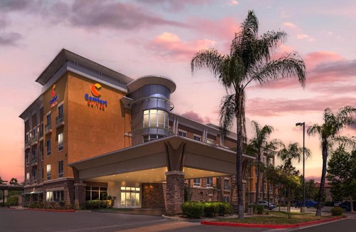 Ontario Hotel | Comfort Suites Ontario Airport Convention Center