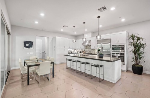 Cypress Village Condo | Comfortable 3BR ｜Relaxing Patio｜Family-Friendly｜Close to Park & Pool#9441