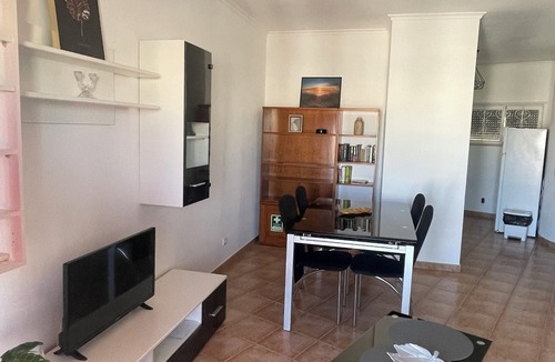 Albardeira Apartment | COMFORTABLE APARTMENT 1 ROOM - 2/4 PERSONS