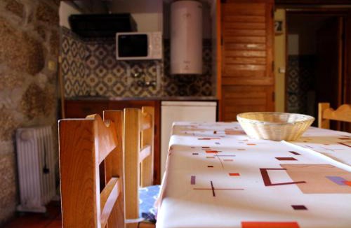 Seia Apartment | Comfortable Apartment in Seia with Terrace and Fireplace