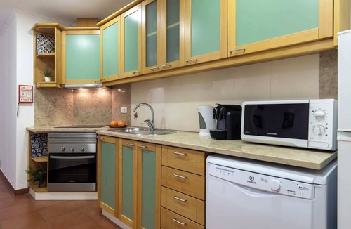 Santo Antonio Apartment | Comfortable Flat near Marquês de Pombal