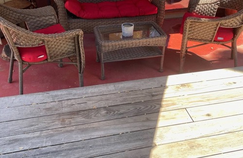 Napa House | Comfortable home in a quite neighborhood near wineries, shopping and more.