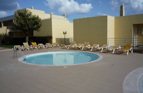 Telheiro Apartment | Condominio do Mar - Lagos 5 minutes walk from the beach - T1 with 2 pools