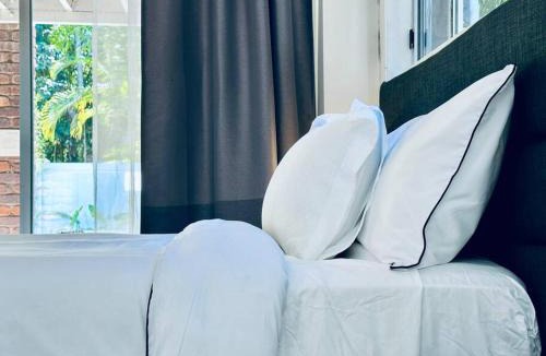 Carrara Apartment | Conifer - Your Private Resort Pool Retreat