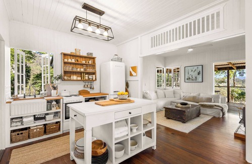 Harper Creek House | Conondale Lodge – Peaceful Country Escape