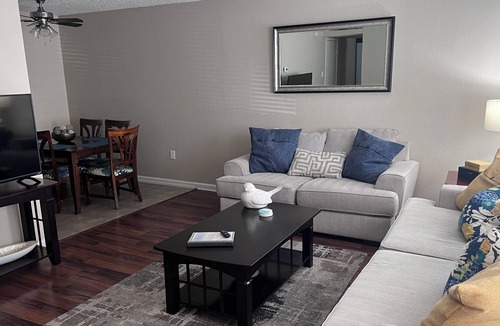 Northeast Reno Condo | Contemporary 1st Floor Condo w/Community Pool! Minutes from Downtown Reno & UNR!