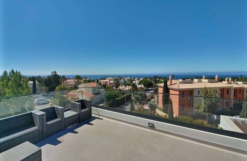 Mato Serrao Villa | Contemporary Carvoeiro Villa | 4 Bedrooms | Villa Bonita | Balcony Sea Views