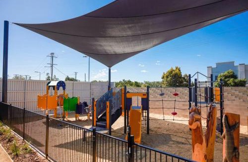 Oxenford Hotel | Coomera Lodge Hotel
