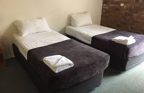 Coomera Hotel | Coomera Motor Inn