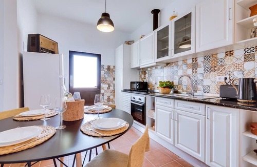 Fonte do Bispo Cottage | CorchoCountryHouse-Rural Pool NetFlix BBQ!