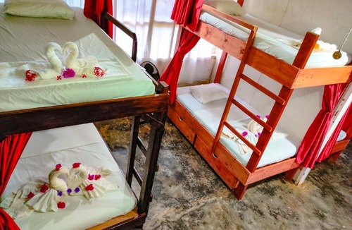 Drake Bay Hostel | Corcovado Foundation Biohostel