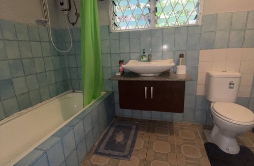 Suva House | Cosy and spacious 3 bedroom homenn