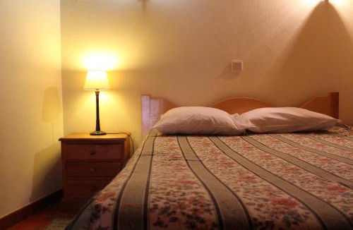 Seia Apartment | Cosy Apartment Seia 25 m² Fireplace