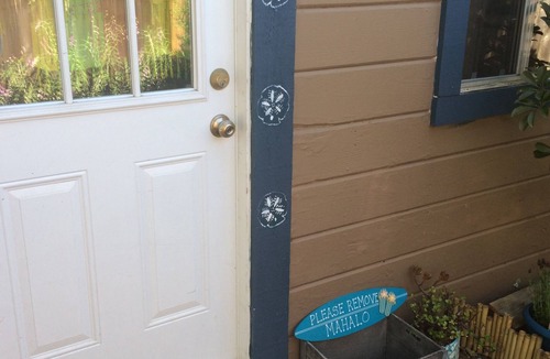 Morro Bay Cottage | Cottage retreat by the sea with a mermaid theme