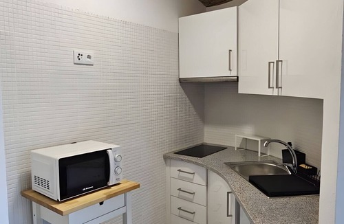 Alcoutim House | Country House 'Moinho' with Mountain View, Wi-Fi, and Air Conditioning
